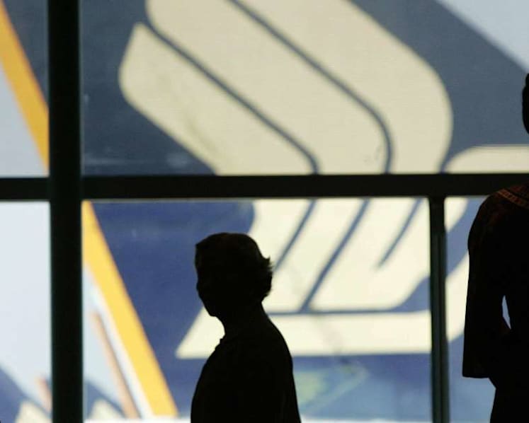 Covid-19: Singapore Airlines offers cabin crew early release, retirement to further cut costs