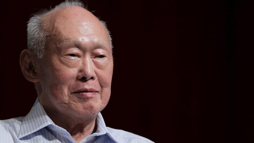 Singapore’s founding father Lee Kuan Yew dies aged 91