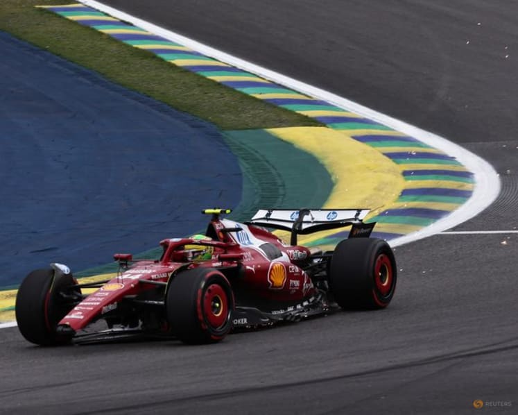 Hamilton says his Ferrari dream is also a nightmare