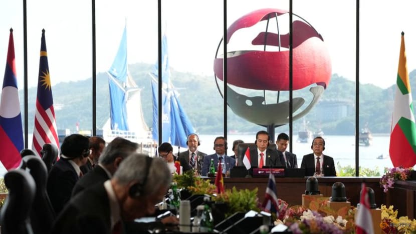 ASEAN leaders 'deeply concerned' about Myanmar violence, urge 'immediate cessation' 
