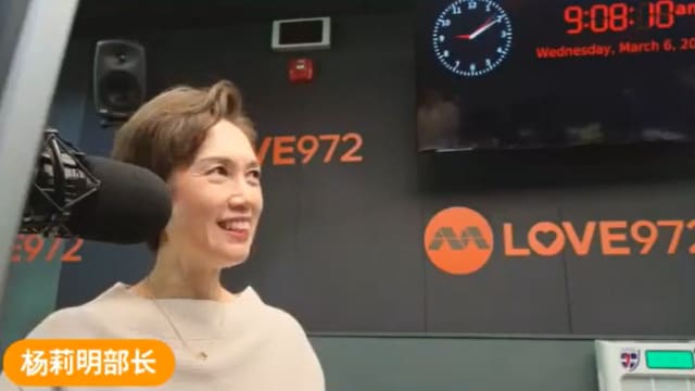 杨莉明最崇拜祖母 赞家里“最佳队友”是丈夫