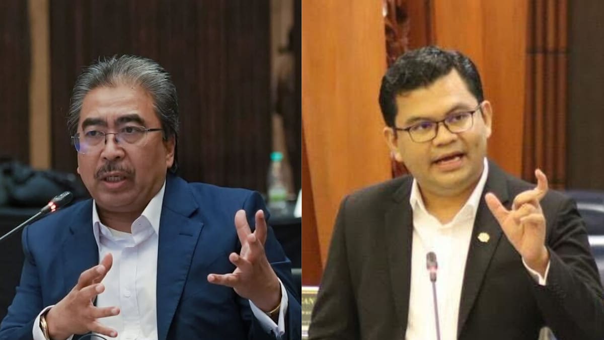 Malaysia PM Anwar makes sweeping Cabinet changes, including new trade and economy ministers Malaysia PM Anwar makes sweeping Cabinet changes, including new trade and economy ministers