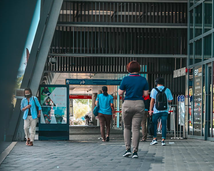 715 new COVID-19 cases and 8 more deaths in Singapore