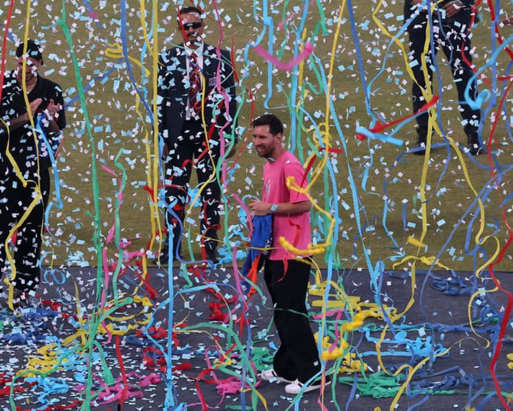 Chaos in Kolkata, confetti in Delhi: Messi wraps up eventful India tour
