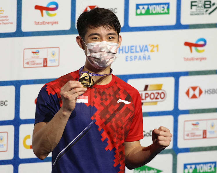 Loh Kean Yew becomes first Singaporean to win World Championship men's singles title