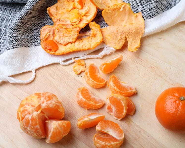#trending: TikTokers say viral 'orange peel theory' can prove true love; S'pore netizens suggest peeling prawns as alternative