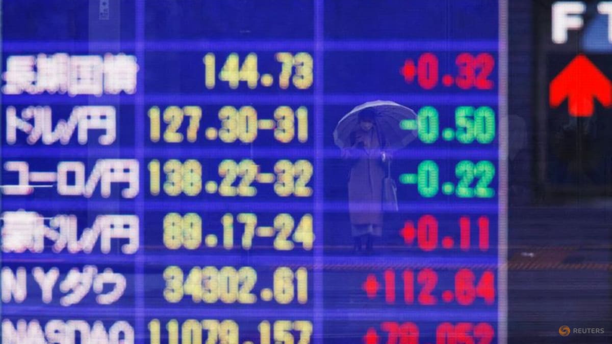 Foreign money spurs wilder twists in Japan's sedate bond yield curve