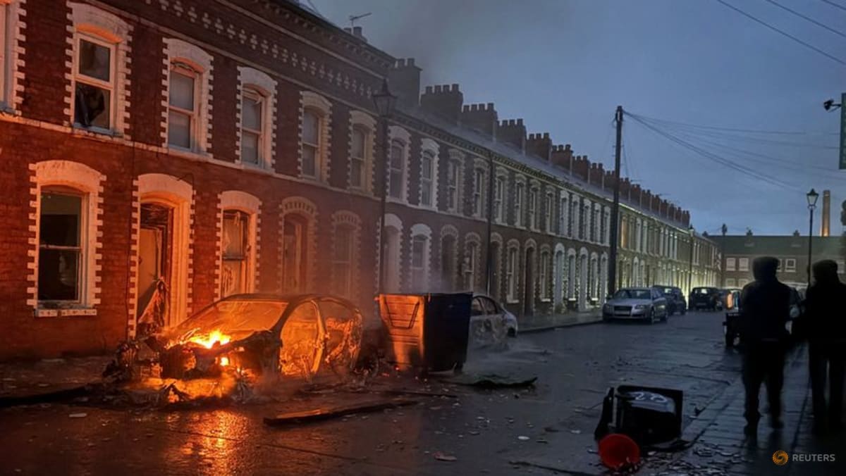 Homes set alight in Belfast anti-immigrant protest