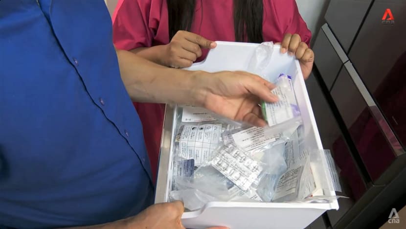 Amankah meminum obat yang sudah kedaluwarsa? Ini 6 hal yang perlu Anda ketahui Amankah meminum obat yang sudah kedaluwarsa? Ini 6 hal yang perlu Anda ketahui