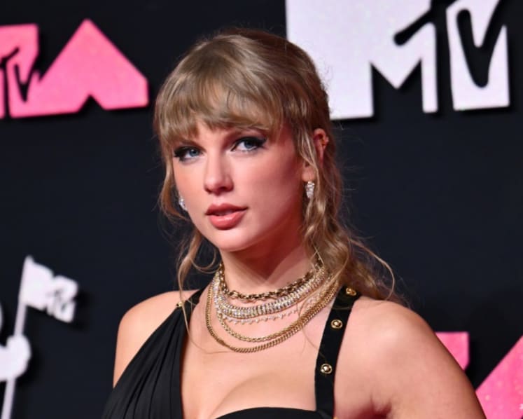 Commentary: How did Taylor Swift get so popular? She never goes out of style