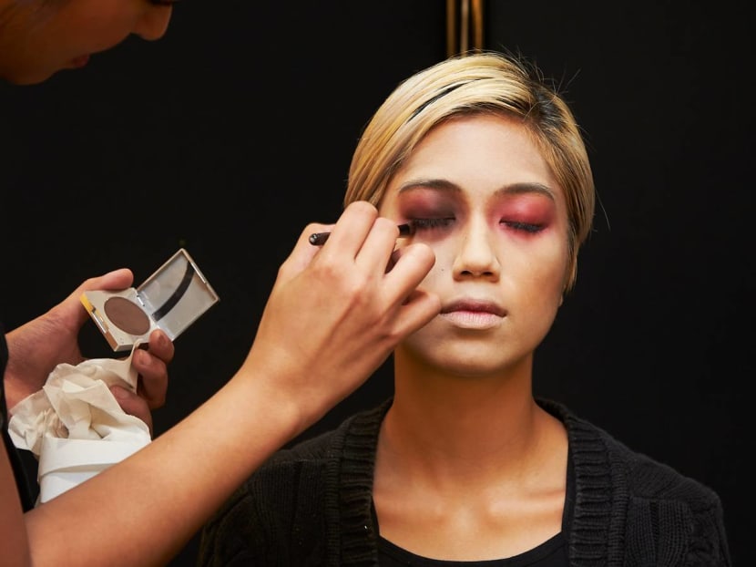 The Only Halloween Make-Up Tutorial You’ll Need (It Only Takes 15 Minutes!)