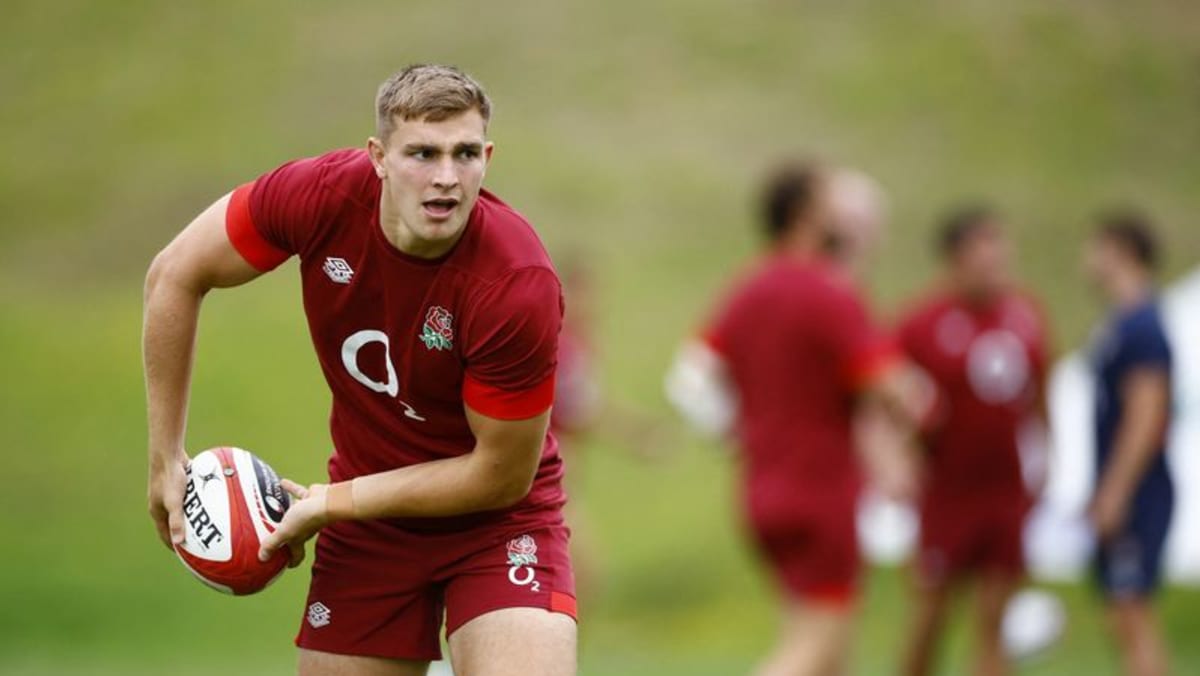 Van Poortvliet's late try seals 22-17 win for England in Argentina