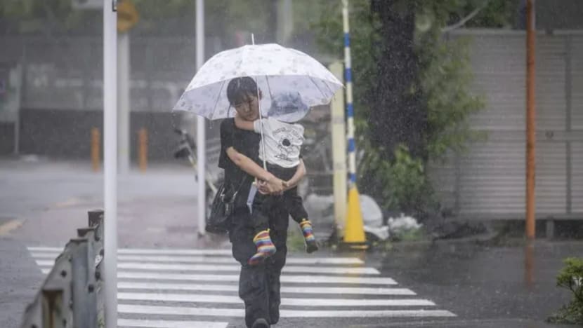 Amaran banjir dikeluarkan sedang ribut bergerak menuju ke Tokyo