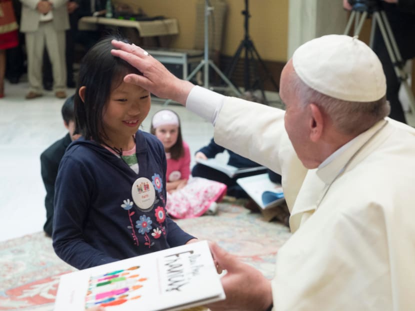 8-year-old S’porean girl skips school to meet Pope Francis