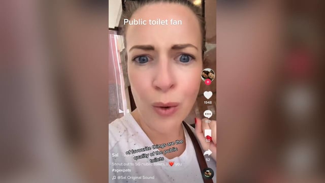 英女赞本地公厕比她家更干净 网民有话说