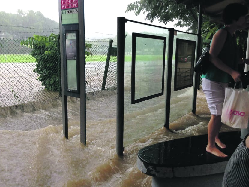 Floods hit western Singapore