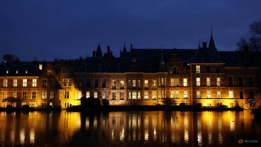 Dutch parliament calls for end to dependence on US software companies Dutch parliament calls for end to dependence on US software companies