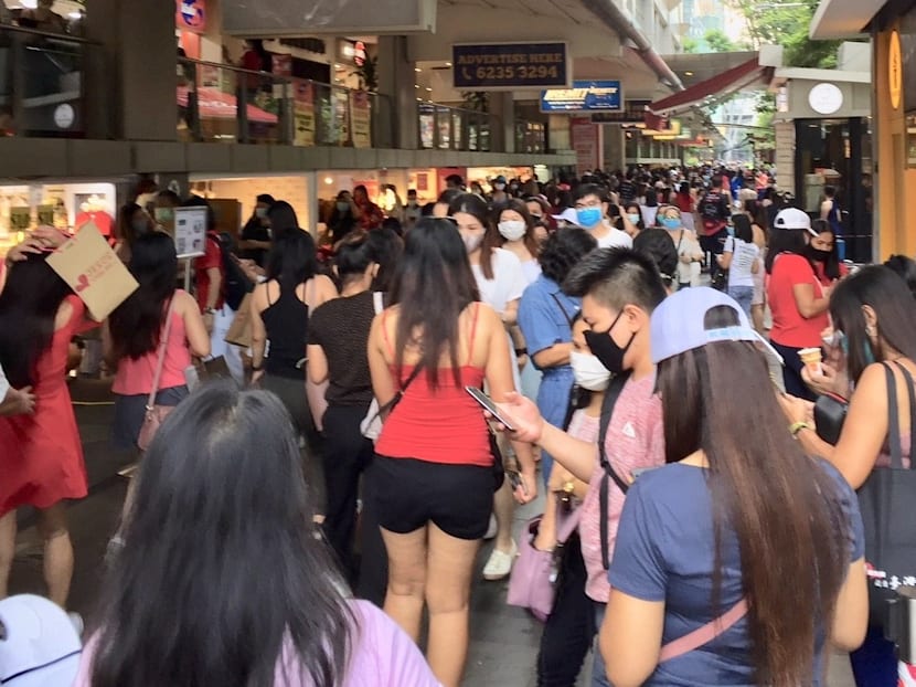 Do more to curb crowds at malls