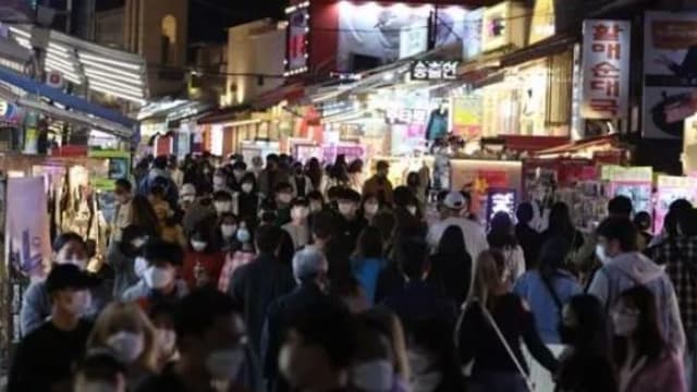 韩国消防部设立指挥站 万圣节期间加强夜间巡逻