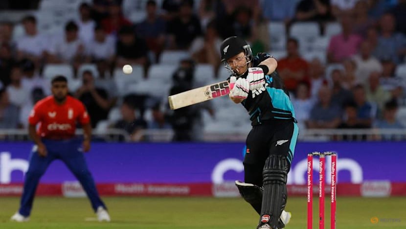 New Zealand's Seifert out of West Indies T20s with broken finger