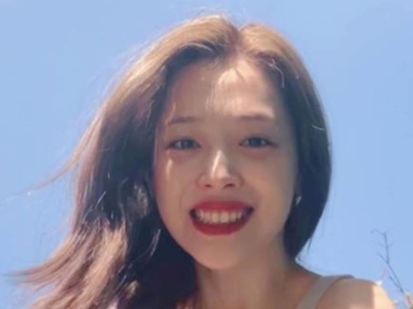 Late K-pop star Sulli's brother accuses father of trying to obtain her wealth