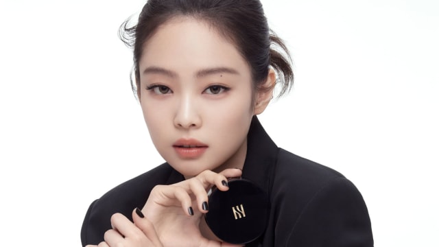 2024年最爱彩妆品：拥有这些美妆法宝，实现美丽蜕变！