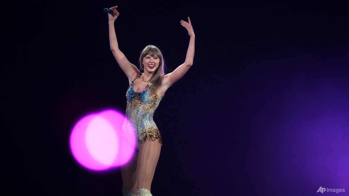 No, Taylor Swift did not turn down the 2026 Super Bowl halftime show