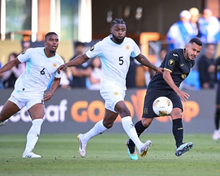 PREVIEW-Tiny Curacao and strife-torn Haiti close to World Cup qualification