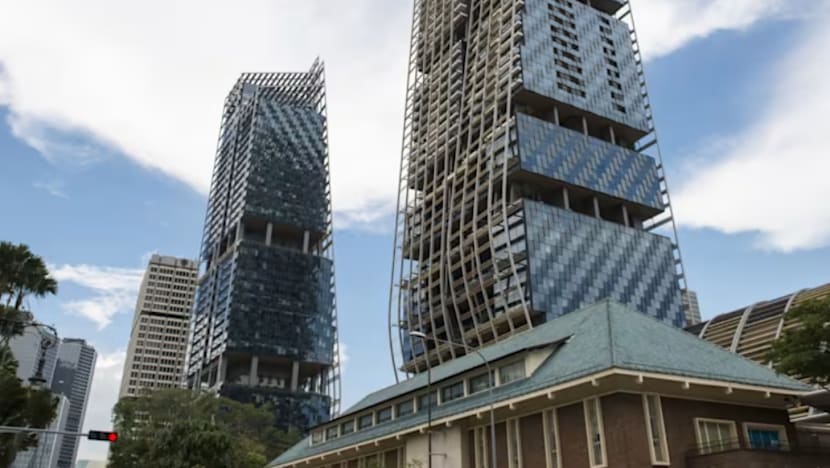 14 lagi unit kondominium mewah, pejabat Suntec Tower One dilelong