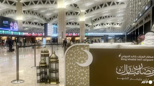 外交部征询在当地国人撤离中东地区意愿