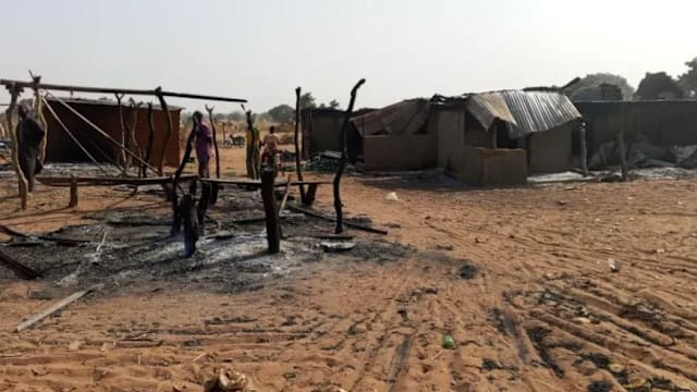 尼日利亚村庄遭遇武装袭击 至少30人死多人被绑架