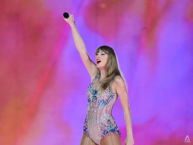 Taylor Swift gave millions in bonuses to Eras Tour staff, fans speculate dancers got US$750,000 each