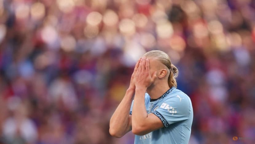 Haaland suffers another Wembley blank after turning down penalty Haaland suffers another Wembley blank after turning down penalty