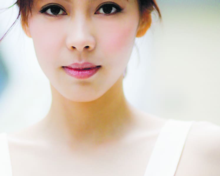 Olivia Ong riding high on iTunes Singapore jazz charts