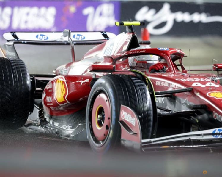 Hamilton gutted after last-place Vegas qualifying
