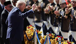 PM Anwar dikritik karena berjoget dengan Trump, dianggap sakiti hati rakyat Malaysia