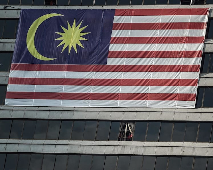 Malaysia raids several firms as part of anti-graft probe into army procurement