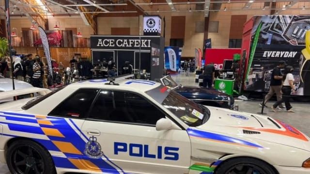 车展改装车神似警车 马国警方逮捕车饰业者