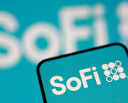SoFi's unchanged profit forecast tempers record quarter, revenue outlook lift