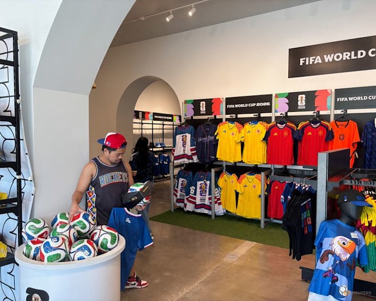 Congo shirts to key chains, fans flock for World Cup mementos
