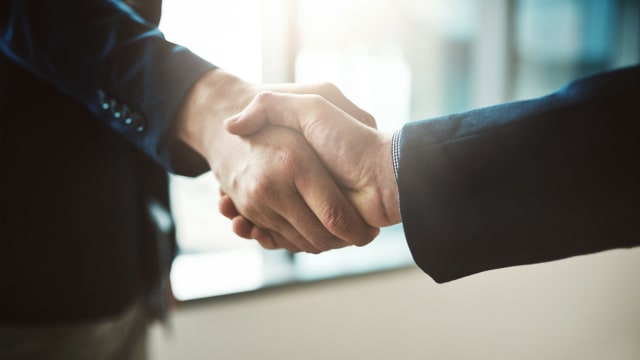 新中企业签六项协议 促进双边经济联系