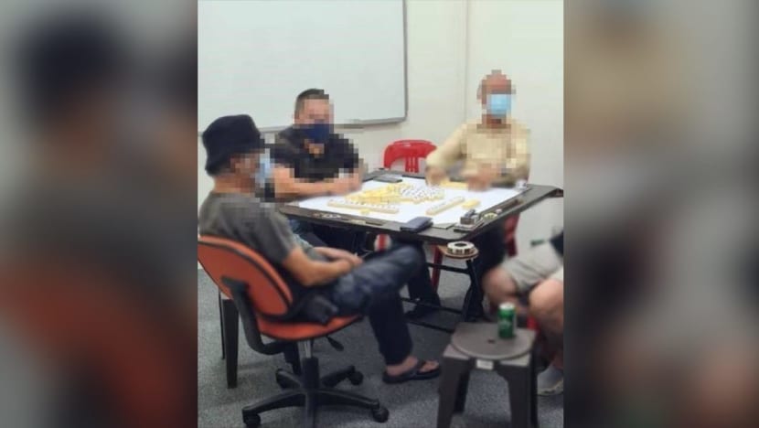 13 people investigated for illegal gambling offences, breaching safe distancing measures in Bukit Batok 13 people investigated for illegal gambling offences, breaching safe distancing measures in Bukit Batok