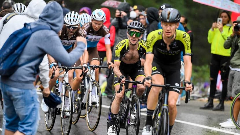 Cycling: COVID-19 hits Giro d'Italia, entire team withdraws Cycling: COVID-19 hits Giro d'Italia, entire team withdraws