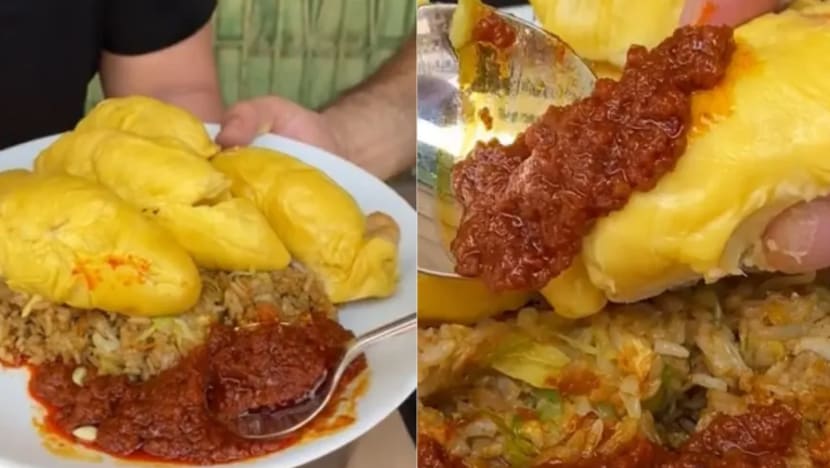 Mat salleh ini makan nasi goreng durian Musang King dengan sambal belacan Mat salleh ini makan nasi goreng durian Musang King dengan sambal belacan