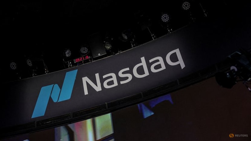 Trading Day: Nasdaq notches 12-day winning streak as Middle East peace talks progress