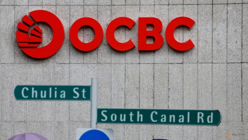 OCBC to give 4,600 junior employees in Singapore S$1,000 each to cope with cost of living concerns OCBC to give 4,600 junior employees in Singapore S$1,000 each to cope with cost of living concerns