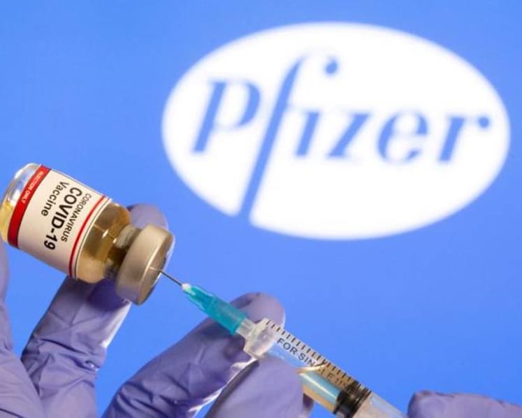 Arrival of a COVID-19 vaccine doesn't signal a quick return to normality: Experts 