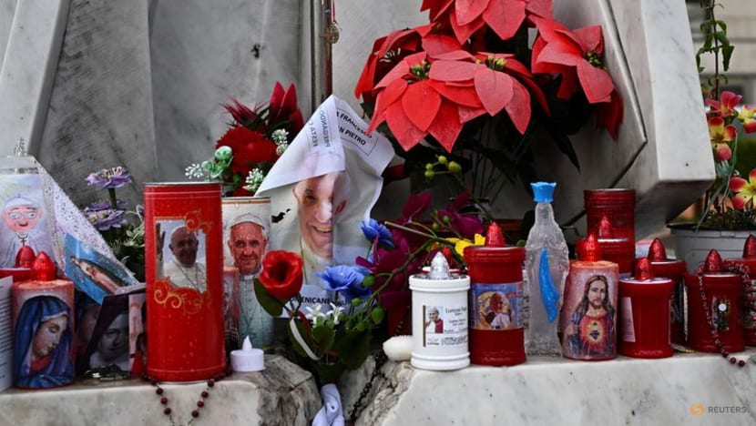 Pope Francis in critical condition for fourth day running, but stable, Vatican says Pope Francis in critical condition for fourth day running, but stable, Vatican says