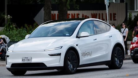 Tesla wins approval to test autonomous robotaxis in Arizona