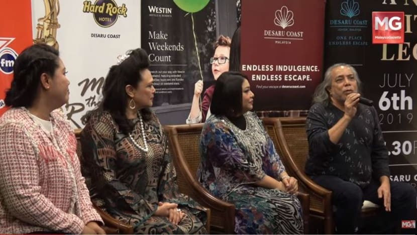 3 legenda kongsi pentas dalam konsert amal